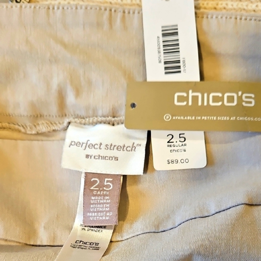 Chico's Perfect Stretch Capri Pants, 2.5 EUC - Picture 2 of 5